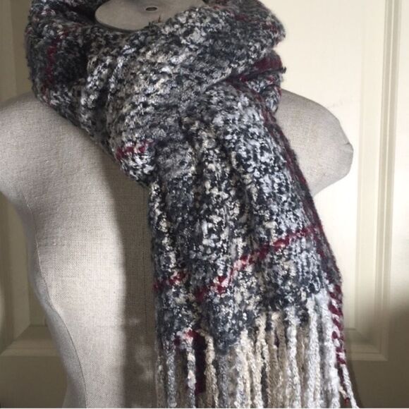 Boho Chunky Plaid Oversized Knit Scarf with Fringe | Cozy Winter Wrap 6’x3’ - Picture 4 of 16